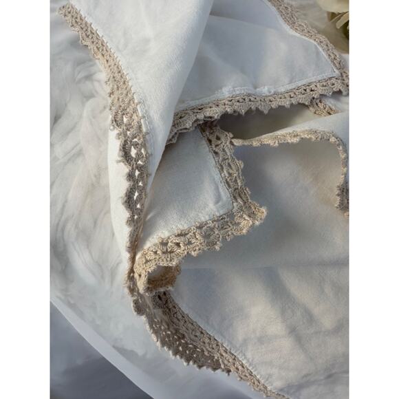 Vintage Madeira 100% LINEN Napkins cream white Crocheted Lace Edge Set of 6 - Picture 3 of 3